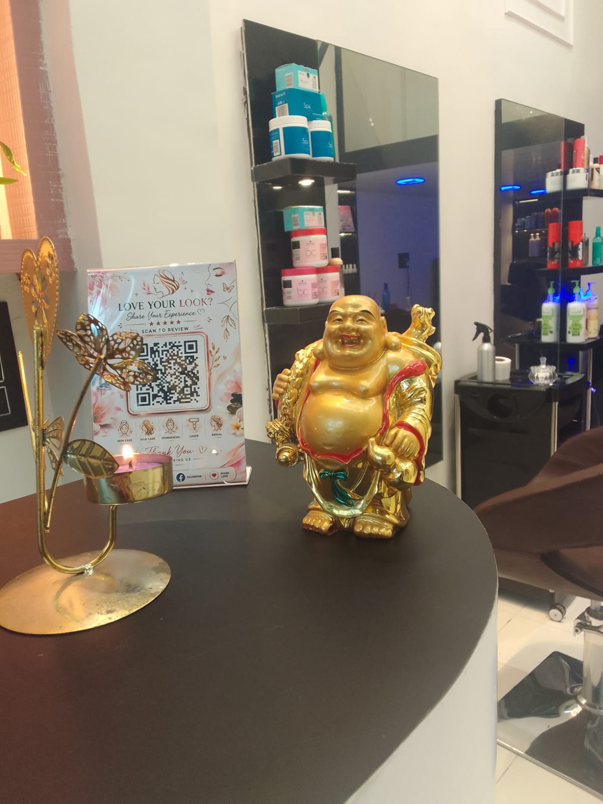 Salon gallery image 16